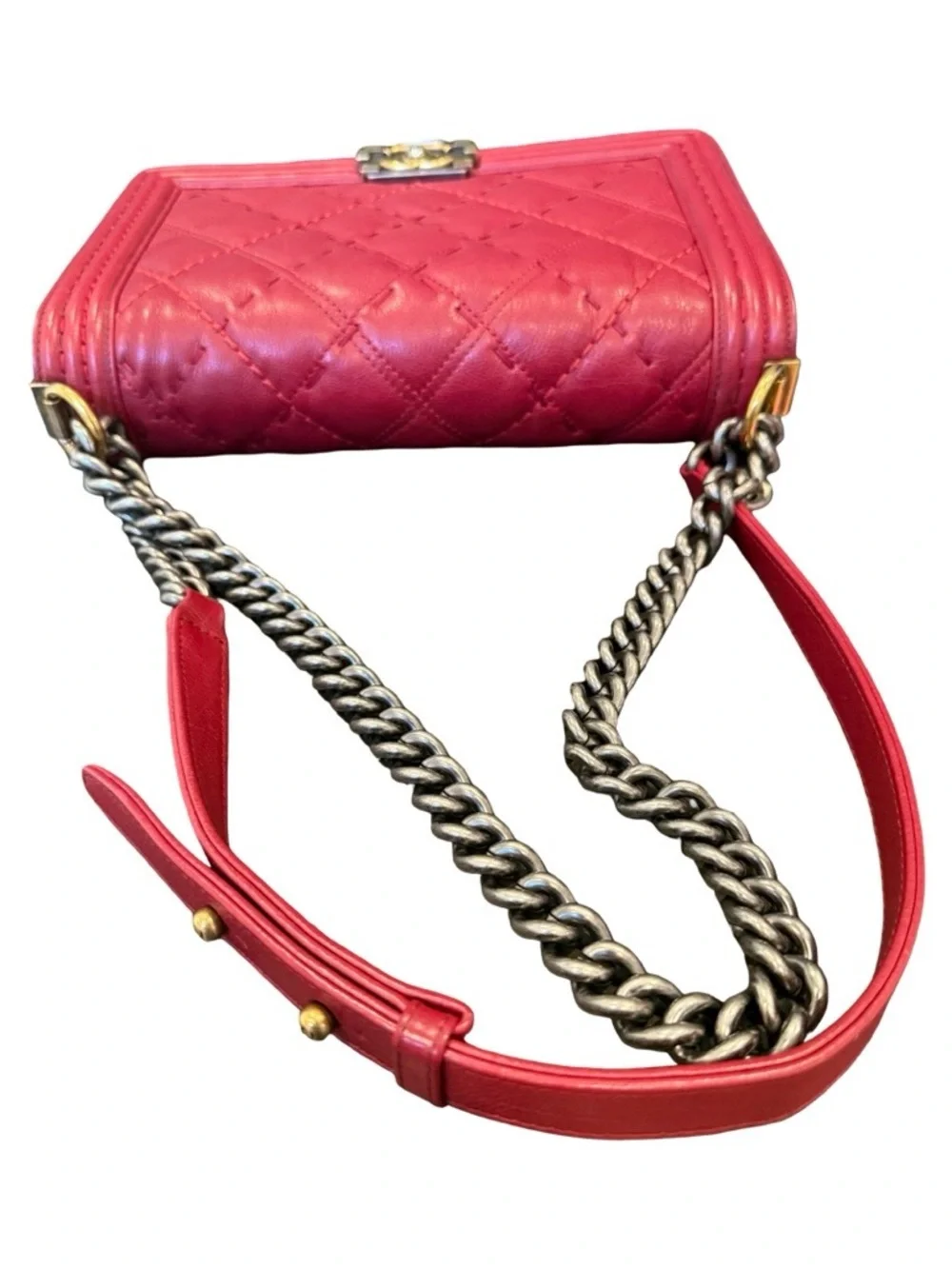❣️Chanel Boy Bag Medium Red Quilted Calfskin Ruthenium Hardware Authentic 2016